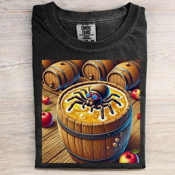 Spider all up in cider T-shirt